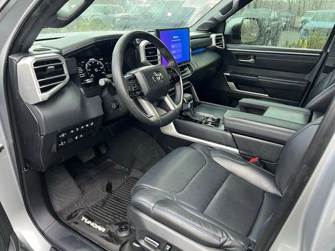 Used 2024 Toyota Tundra Platinum image 11