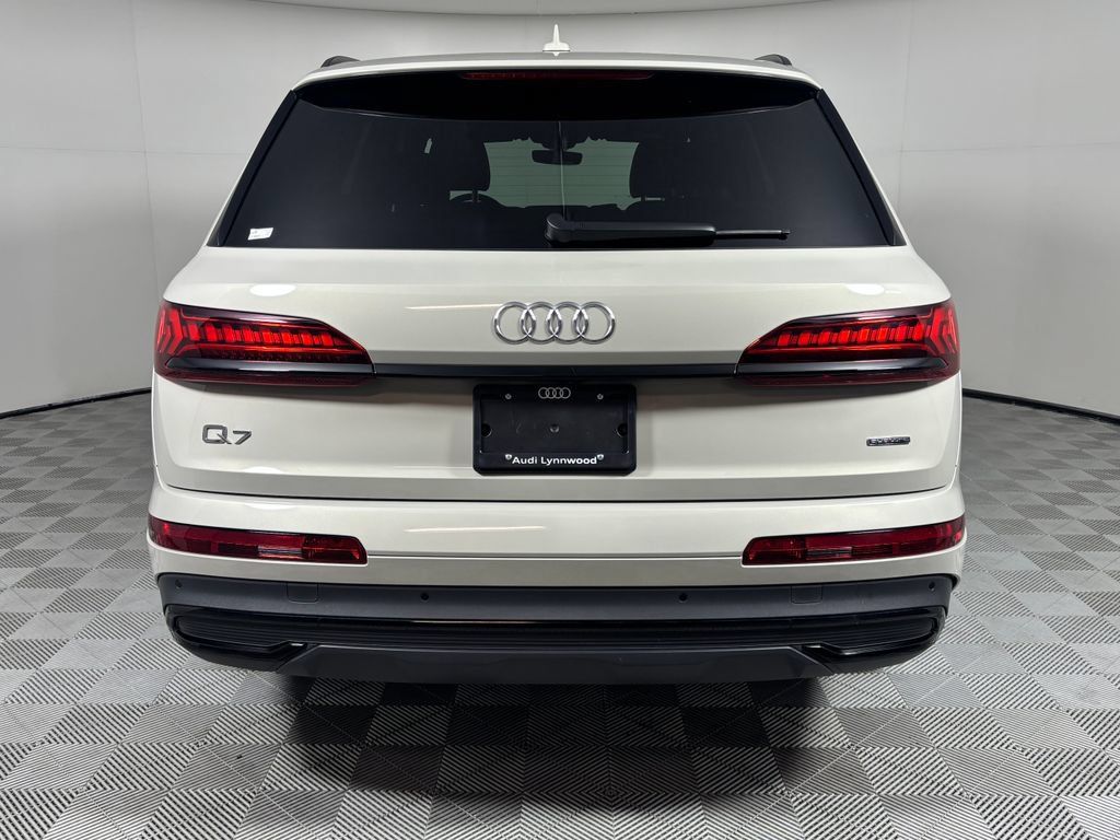 Used 2023 Audi Q7 2.0T Premium Plus w/ Premium Plus Package AWD/4WD image 6