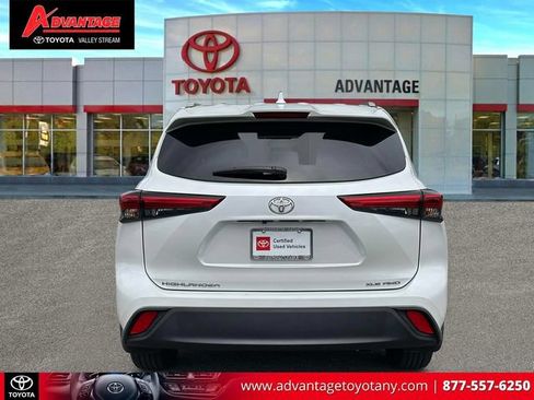 Used 2023 Toyota Highlander XLE AWD/4WD image 8