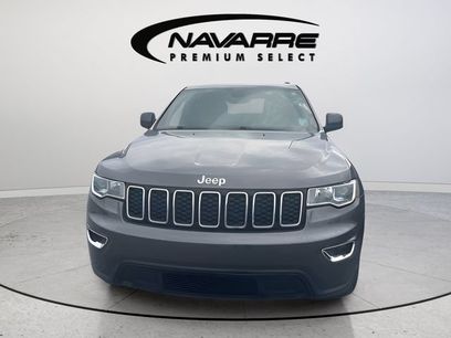 Used 2019 Jeep Grand Cherokee Laredo w/ 18" Wheel & 8.4" Radio Group