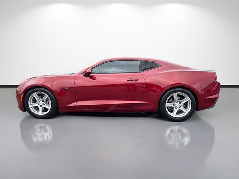 Used 2021 Chevrolet Camaro LT w/ Technology Package RWD image 6