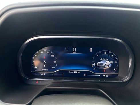 Used 2023 Chevrolet Tahoe RST image 10