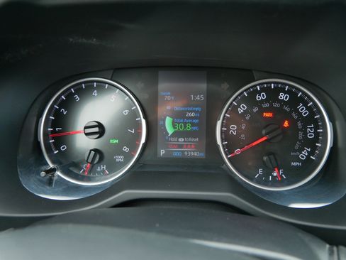 Used 2022 Toyota RAV4 XLE w/ Convenience Package AWD/4WD image 21
