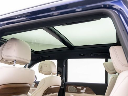 New 2026 Mercedes-Benz GLS 580 4MATIC image 20