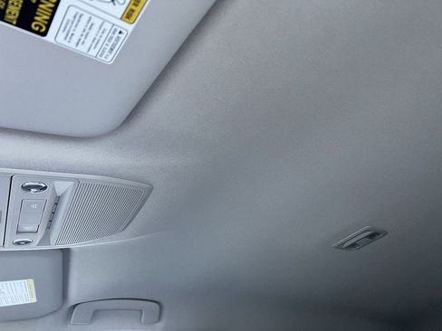 New 2025 Nissan Kicks SR w/ Illumination Package image 36