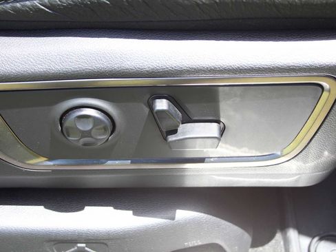 Used 2020 RAM 1500 Limited AWD/4WD image 23