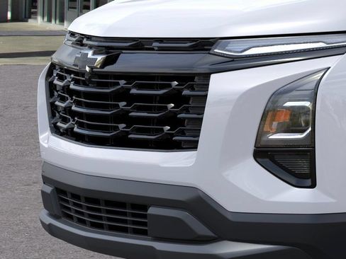 New 2027 Chevrolet Equinox LT w/ Midnight Edition FWD image 13