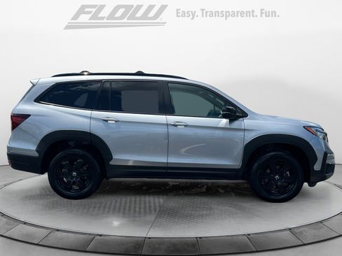 Used 2022 Honda Pilot TrailSport image 9