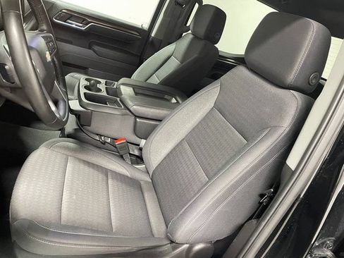 Used 2024 Chevrolet Silverado 1500 LT AWD/4WD image 12