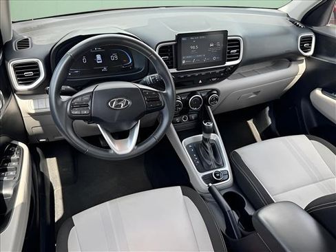 Certified 2024 Hyundai Venue SEL FWD image 15