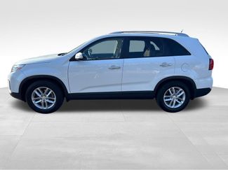 Used 2014 Kia Sorento LX FWD video 2