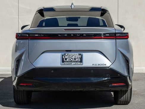 Used 2024 Lexus RZ 300e Premium image 4