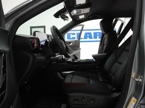 New 2026 Chevrolet Equinox RS w/ Convenience Package III image 17