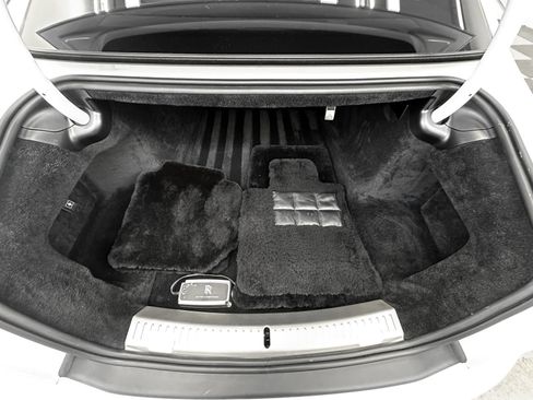 Used 2021 Rolls-Royce Ghost image 18