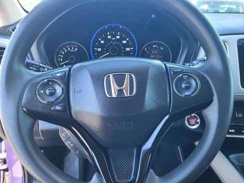 Used 2017 Honda HR-V EX image 27