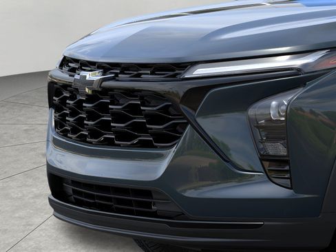 Used 2026 Chevrolet Trax LT w/ Driver Confidence Package FWD image 13
