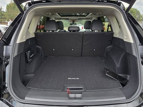 New 2026 Nissan Rogue SV w/ SV Premium Package image 13