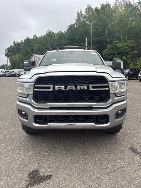 Used 2024 RAM 2500 Tradesman w/ Chrome Appearance Group AWD/4WD image 2
