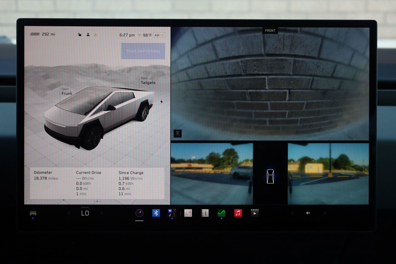 Used 2025 Tesla Cybertruck 2WD Crew Cab image 40