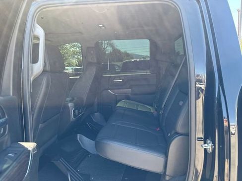 Used 2021 GMC Sierra 2500 Denali w/ Denali Black Diamond Edition AWD/4WD image 34