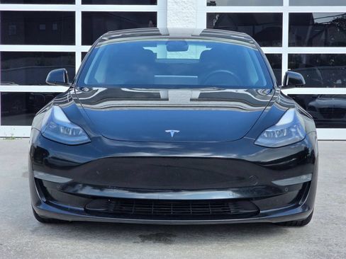 Used 2022 Tesla Model 3 Long Range AWD/4WD image 10