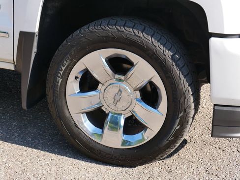 Used 2016 Chevrolet Silverado 1500 LTZ Z71 w/ LTZ Plus Package AWD/4WD image 7