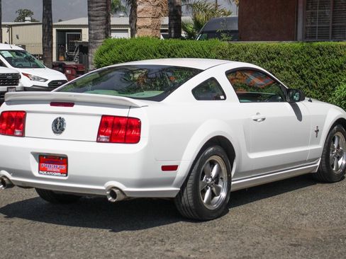 Used 2006 Ford Mustang Premium image 10