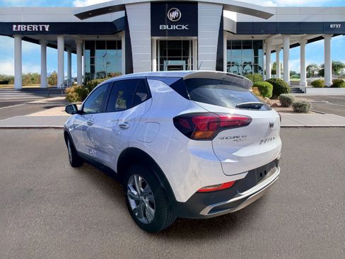 Used 2024 Buick Encore GX Preferred w/ Advanced Technology Package FWD image 4