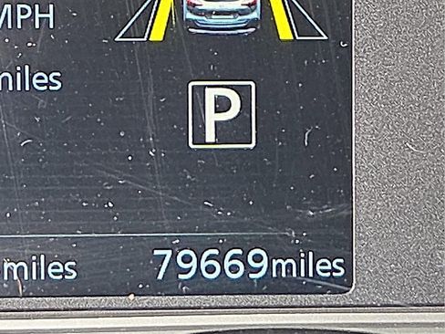 Used 2020 Nissan Kicks SR w/ Exterior Package image 18