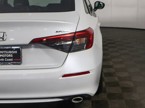 Used 2022 Honda Civic Sport image 13