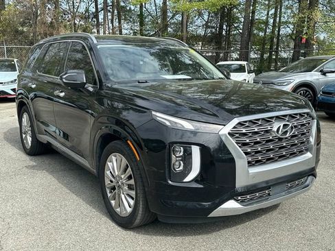 Used 2020 Hyundai Palisade Limited image 3