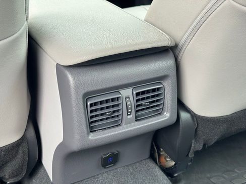 Used 2024 Toyota Camry XLE image 14