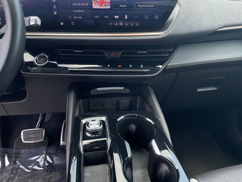 Used 2024 Buick Envision Sport Touring image 18