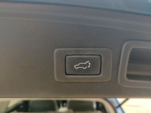 Used 2016 Subaru Forester 2.5i Touring AWD/4WD image 14