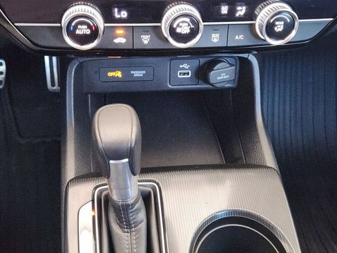 Certified 2024 Honda Civic Sport image 18