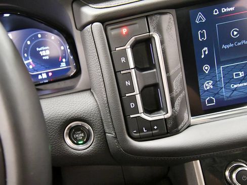 Used 2023 GMC Yukon XL Denali AWD/4WD image 23