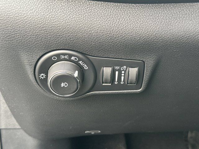 New 2026 Jeep Compass Limited w/ Sun, Sound & Navigation Group AWD/4WD image 27
