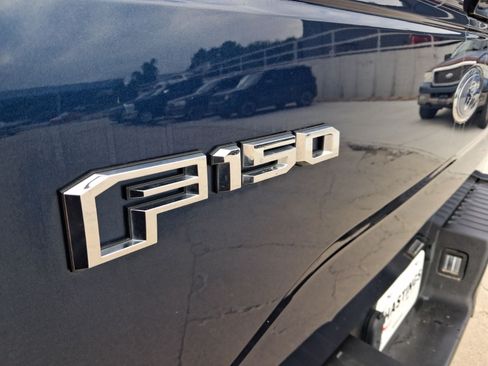 Used 2016 Ford F150 Lariat w/ Equipment Group 502A Luxury AWD/4WD image 24