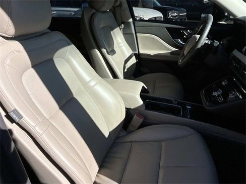 Used 2022 Lincoln Corsair FWD w/ Equipment Group 101A image 25