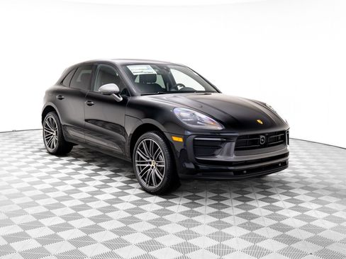 New 2026 Porsche Macan Turbo image 6