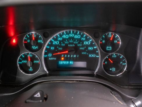 Used 2017 GMC Savana 2500 image 21