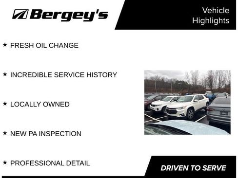 Used 2021 Chevrolet Traverse LT w/ LT Premium Package image 4