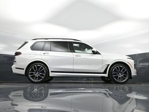New 2026 BMW X7 xDrive40i image 44