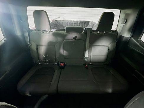 Used 2021 Chevrolet Silverado 1500 RST image 13