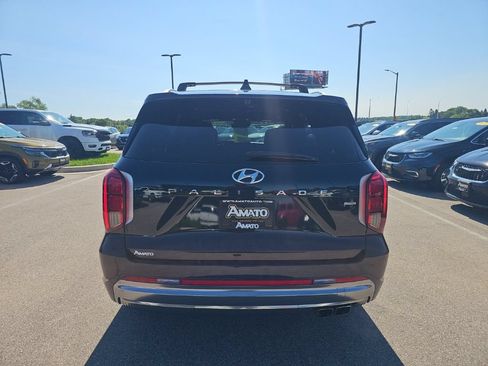 Certified 2023 Hyundai Palisade Calligraphy AWD/4WD image 4