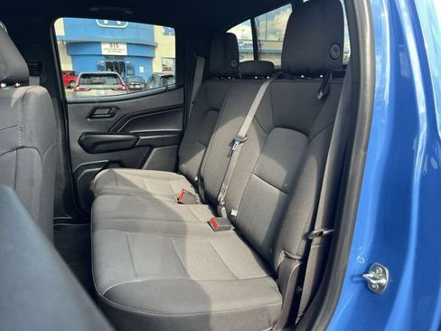 Used 2025 Chevrolet Colorado Trail Boss AWD/4WD image 25
