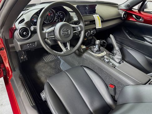 New 2025 MAZDA MX-5 Miata RF Grand Touring image 13
