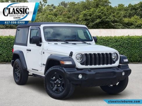 Used 2025 Jeep Wrangler Sport AWD/4WD image 1