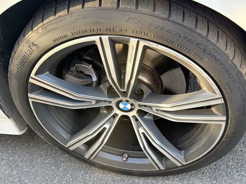Used 2024 BMW 330i Sedan w/ Convenience Package RWD image 4