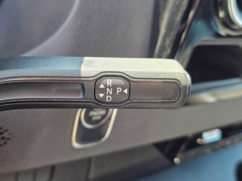 Used 2025 Mercedes-Benz Sprinter 2500 image 31